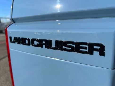 Used 2025 Toyota Land Cruiser AWD/4WD image 32