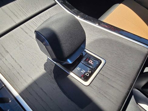 New 2026 Land Rover Range Rover Velar Autobiography image 30