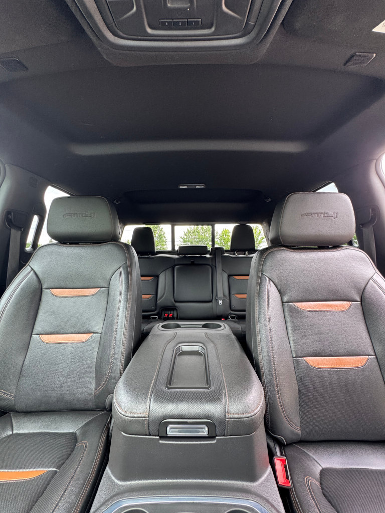 Used 2022 GMC Sierra 1500 AT4 w/ AT4 Premium Package AWD/4WD image 23