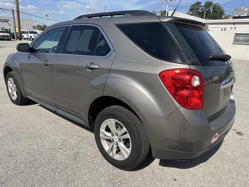 Used 2011 Chevrolet Equinox LT w/ Driver Convenience Package image 5