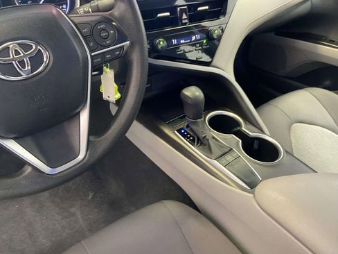 Used 2023 Toyota Camry LE image 19