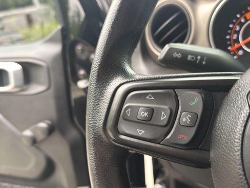 Used 2020 Jeep Wrangler Unlimited Sport AWD/4WD image 25