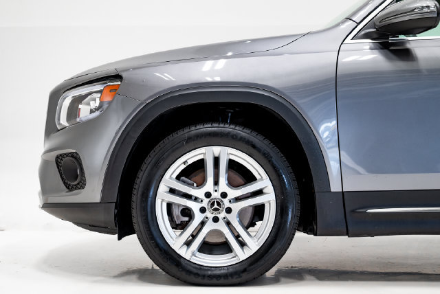 Used 2021 Mercedes-Benz GLB 250 4MATIC image 25