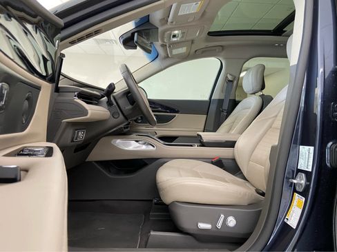 Used 2024 Lincoln Nautilus Reserve w/ Equipment Group 202A image 16