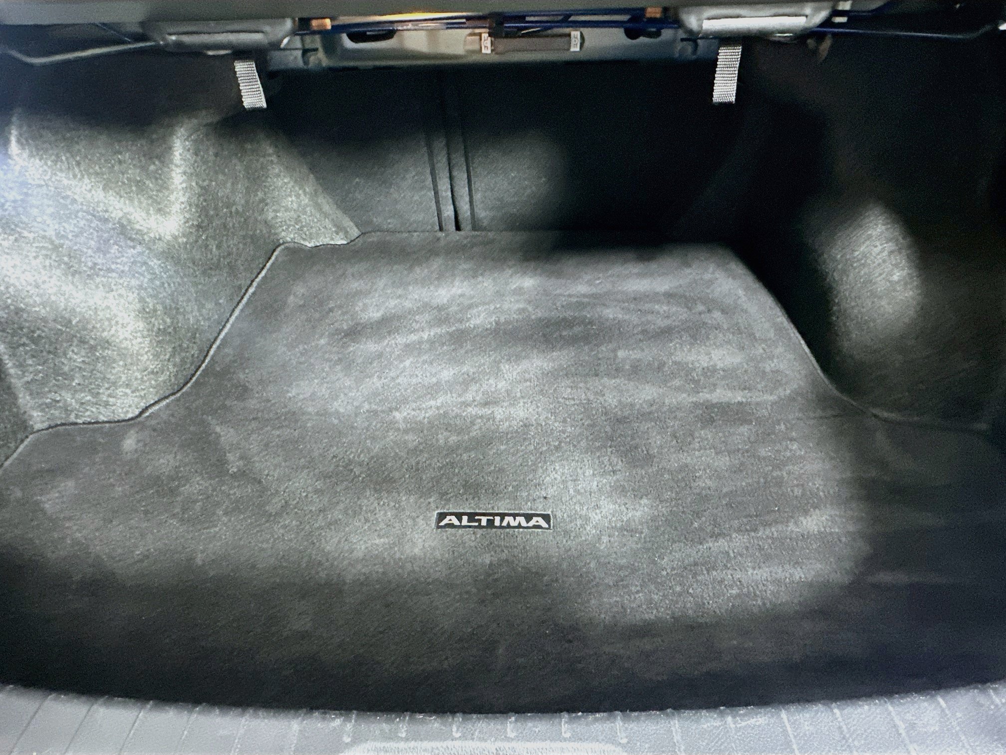 Used 2025 Nissan Altima 2.5 SV FWD image 27