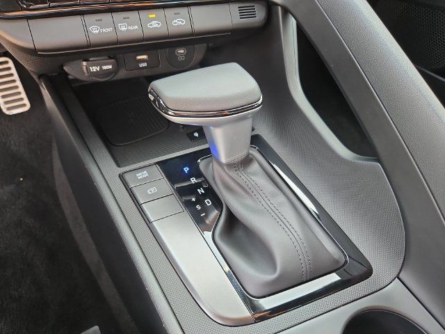 Used 2026 Hyundai Elantra Sport FWD image 15