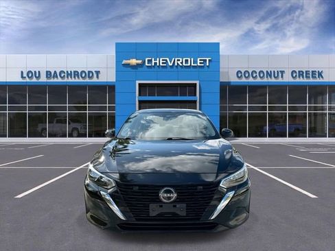 Used 2024 Nissan Sentra SV image 3