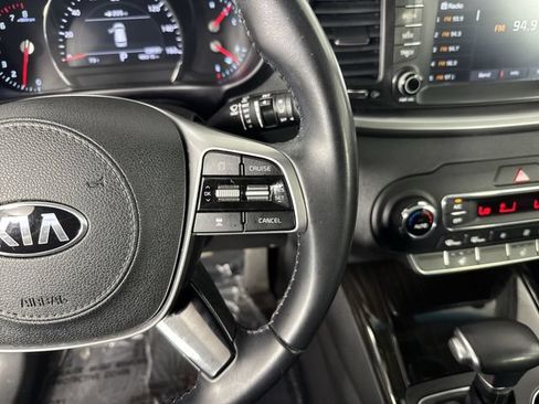 Used 2020 Kia Sorento EX FWD image 13