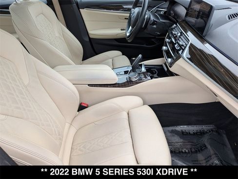 Certified 2022 BMW 530i xDrive w/ Premium Package image 30