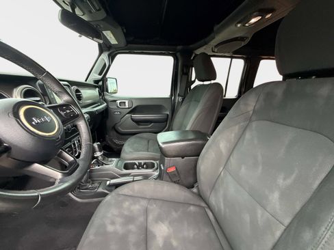Used 2018 Jeep Wrangler Unlimited Sport S AWD/4WD image 21