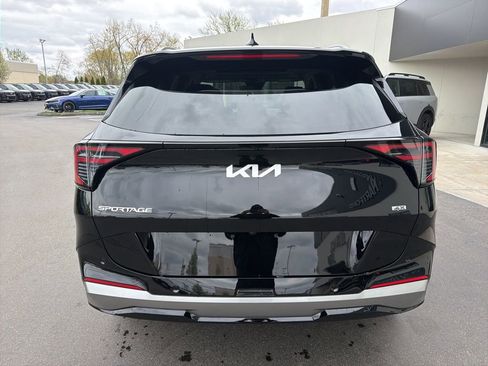 New 2026 Kia Sportage SX AWD/4WD image 9
