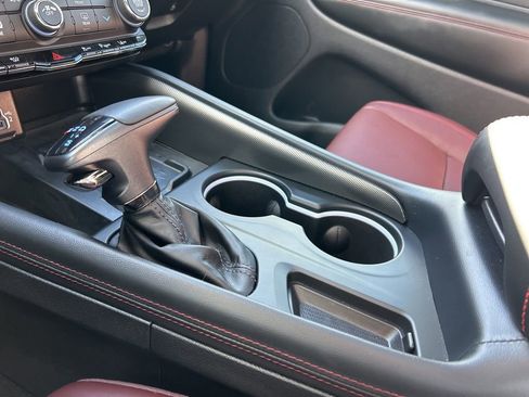 Used 2025 Dodge Durango GT image 37