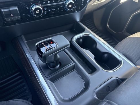 New 2026 GMC Sierra 1500 Elevation w/ Preferred Package AWD/4WD image 18