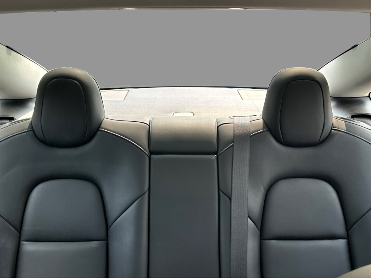 Used 2022 Tesla Model 3 Long Range AWD/4WD image 25