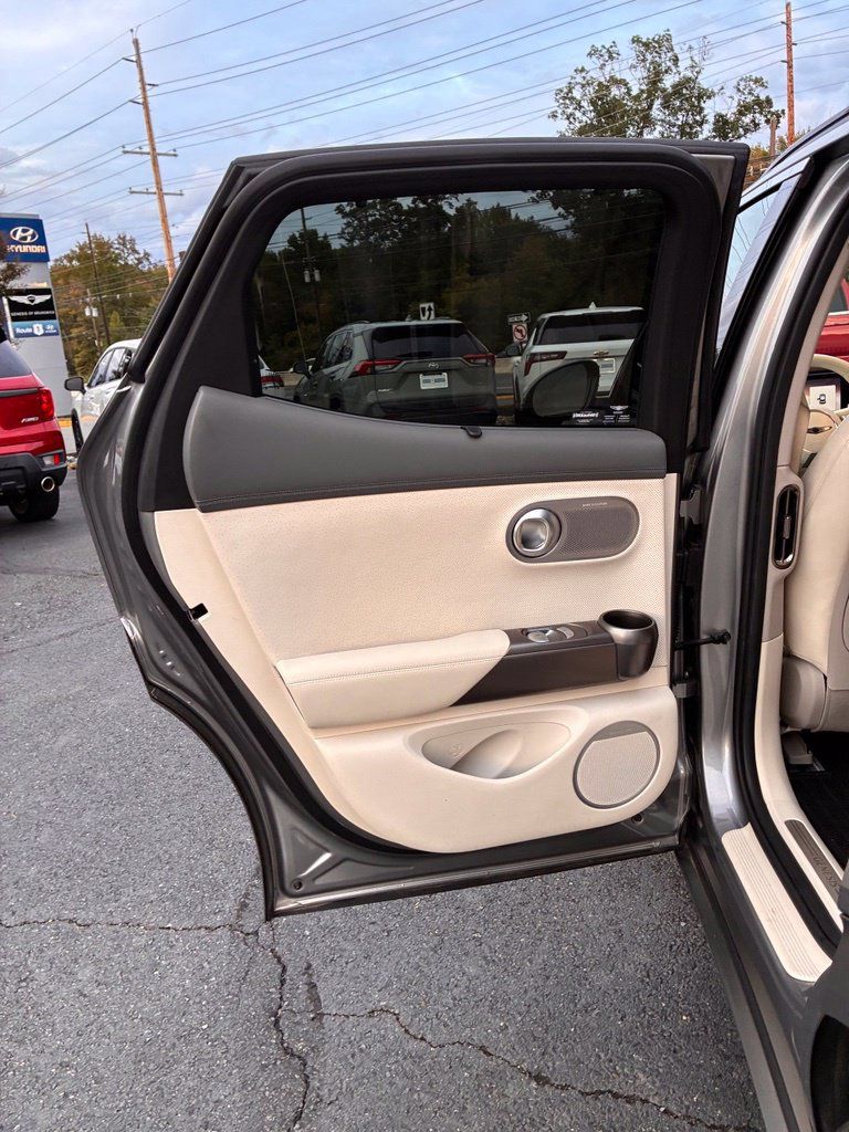 Used 2024 Genesis GV60 Advanced AWD/4WD image 29