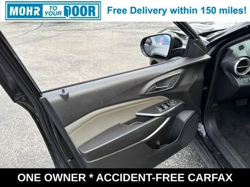 Used 2024 Chevrolet Trax ACTIV w/ Sunroof Package FWD image 12