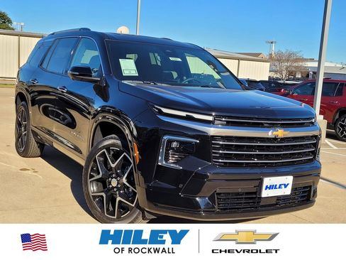 New 2026 Chevrolet Traverse High Country image 1