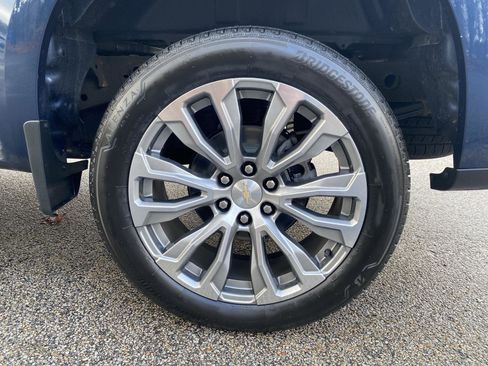 Used 2022 Chevrolet Silverado 1500 LT image 12