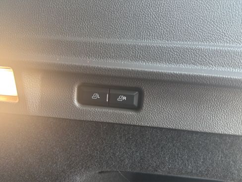 Used 2022 Lincoln Corsair AWD w/ Equipment Group 101A image 28