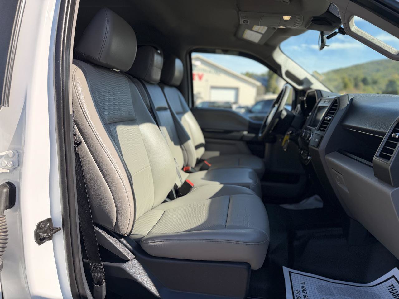 Used 2022 Ford F250 XL w/ Power Equipment Group AWD/4WD image 27
