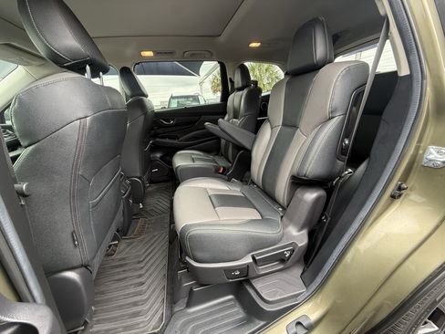 Used 2024 Subaru Ascent Onyx Edition Limited AWD/4WD image 4