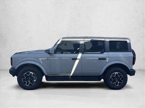 New 2026 Ford Bronco Outer Banks AWD/4WD image 2