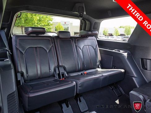 Used 2023 Ford Expedition Limited AWD/4WD image 5