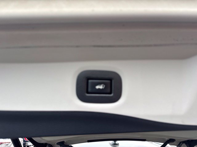 Certified 2020 Nissan Rogue SV AWD/4WD image 13
