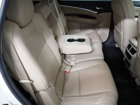 Used 2020 Acura MDX SH-AWD image 18