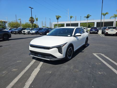 Used 2025 Kia K4 EX FWD image 3