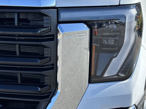 New 2025 GMC Sierra 3500 Pro w/ Convenience Package image 6