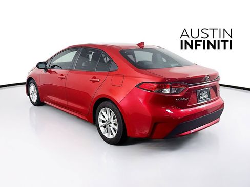 Used 2020 Toyota Corolla LE w/ LE Premium Package FWD image 5