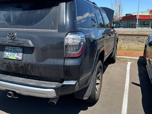Used 2024 Toyota 4Runner TRD Off-Road Premium w/ Off Road Premium Plus Package AWD/4WD image 2