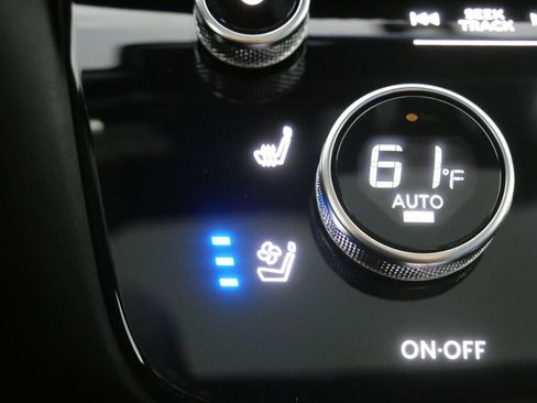 New 2026 INFINITI QX60 Sport image 23