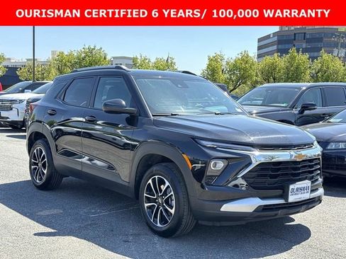 Certified 2025 Chevrolet TrailBlazer LT AWD/4WD image 1