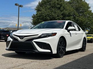 Certified 2021 Toyota Camry SE FWD video 1