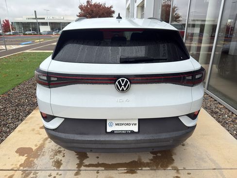 Used 2021 Volkswagen ID.4 Pro image 5