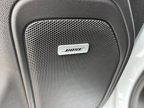 Used 2019 GMC Sierra 1500 SLT w/ SLT Premium Package image 25