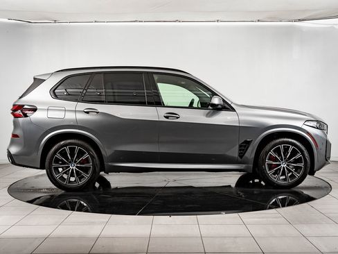 New 2026 BMW X5 xDrive40i w/ M Sport Package image 5