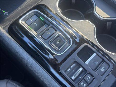 Used 2023 Honda Pilot Touring image 22