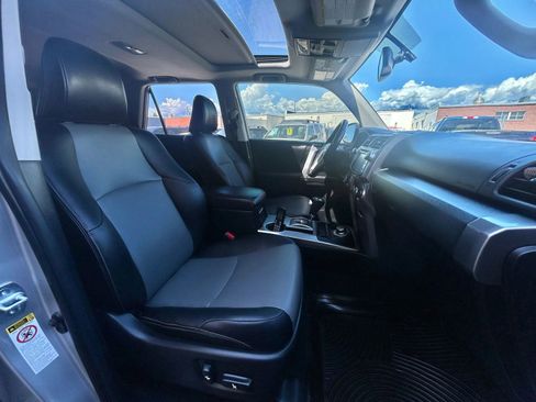 Used 2014 Toyota 4Runner SR5 Premium image 45