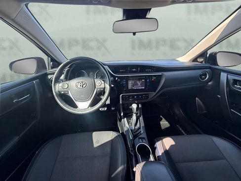 Used 2017 Toyota Corolla SE w/ Protection Package FWD image 11