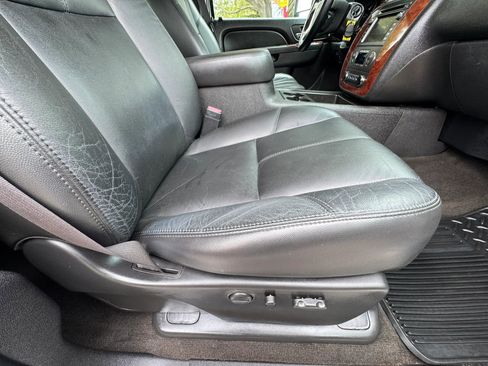 Used 2011 Chevrolet Silverado 2500 LTZ w/ LTZ Plus Package image 15