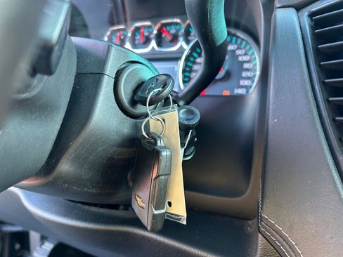 Used 2019 Chevrolet Tahoe LT image 17