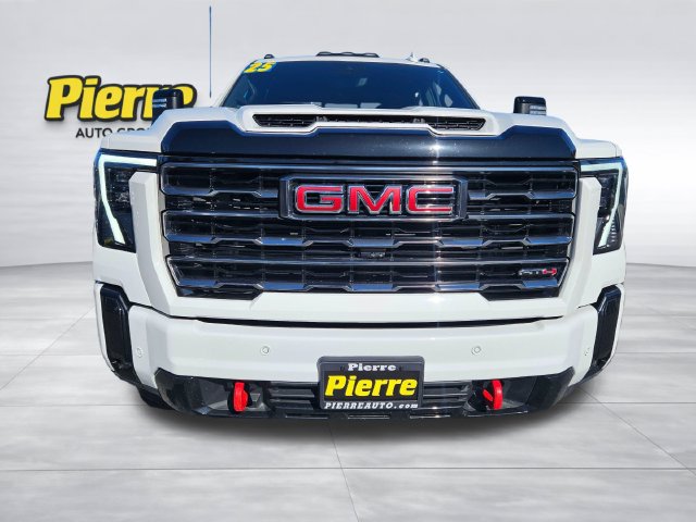 Used 2025 GMC Sierra 3500 AT4 w/ AT4 Premium Plus Package AWD/4WD image 8