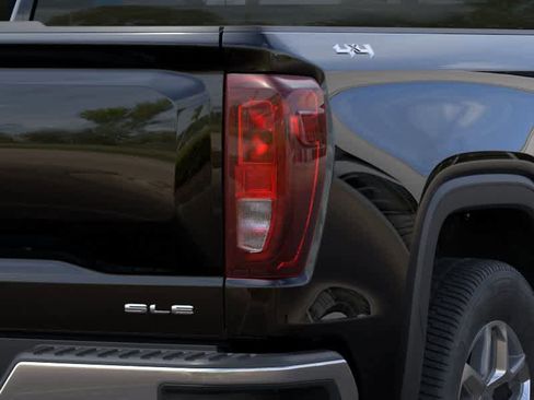 New 2026 GMC Sierra 1500 SLE AWD/4WD image 26