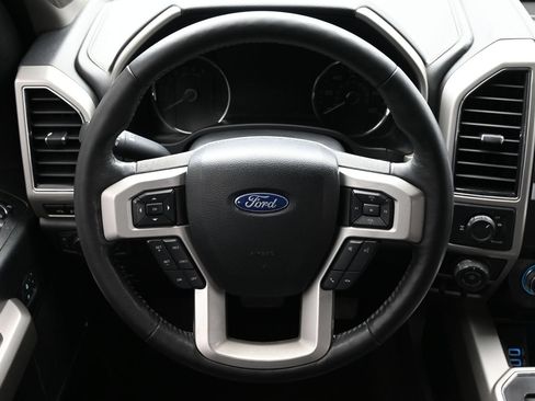 Used 2018 Ford F150 Lariat w/ Equipment Group 502A Luxury RWD image 15