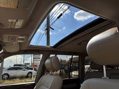 Used 2000 Lexus LX 470 4WD image 14