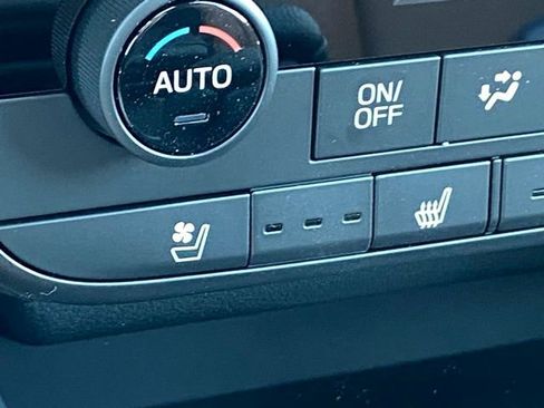 New 2026 Subaru Outback Touring XT AWD/4WD image 19