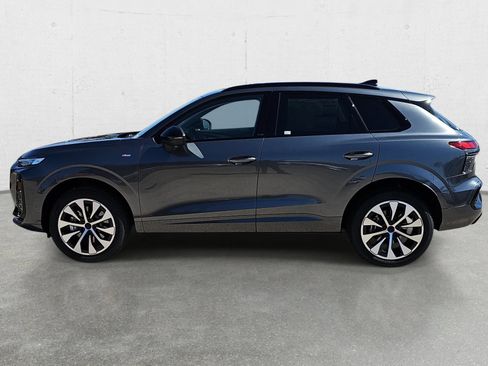 New 2026 Audi Q3 quattro 2.0T AWD/4WD image 8